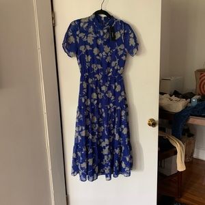 NWT Lulu’s Floral Dressed Up Midi Dress in Blue